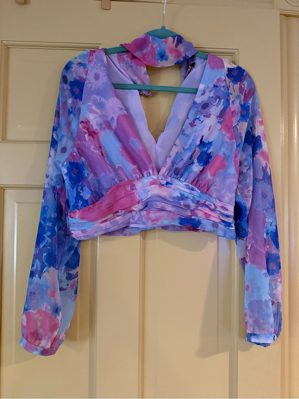 Zara Lavender and Pink Floral V-Neck Crop Blouse